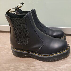 Dr marten chelsea